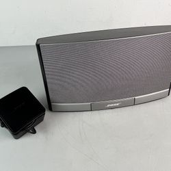 Bose SoundDock N123 Portable Digital Music System w/AC Adapter/ Battery