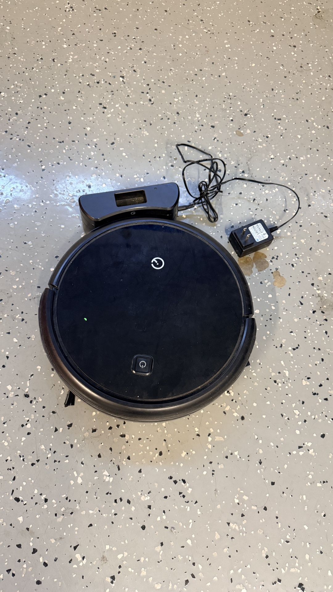 Robot Vacuum Cleaner - Excellent Condition On Sale