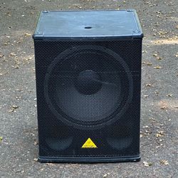 Behringer B1800D-PRO 18” Powered PA Subwoofer-1400W