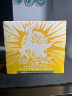 Pokemon Center Brilliant Stars ETB