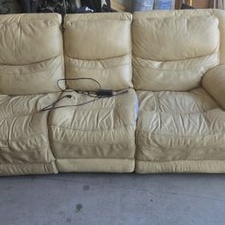 Used COUCH