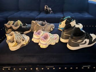 Six pairs of shoes for 50