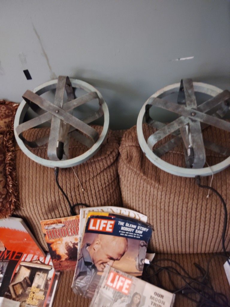 60 Watt Hanging Lamps