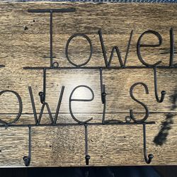 Vintage Black Metal Bath Hand Towel Rack
