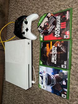 Xbox one s with games and controllers