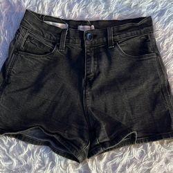 Silence And Noise Shorts