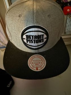 Detroit Pistons Mitchell & Ness Snapback Hat