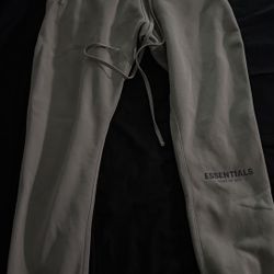  Essential Sweats Cuffed