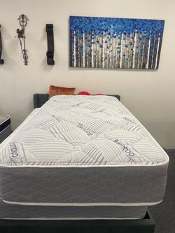 Twin mattress