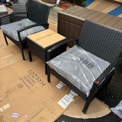 BRAND NEW OUTDOOR PATIO SET OF 3 PIECES