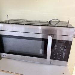 LG Microwave 