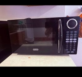 Sunbeam Microwave Oven – Great Condition