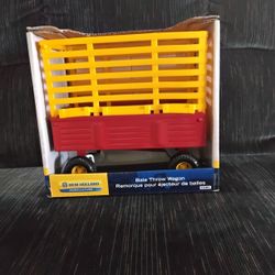 Ertl New Holland Bale Wagon 1/16 scale