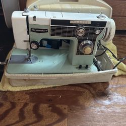 Vintage Dress Maker Sewing Machine