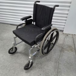 Sunrise Medical Quickie 2 Ultra Light Folding Wheelchair 