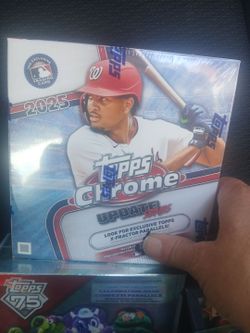 2025 Topps trading cards