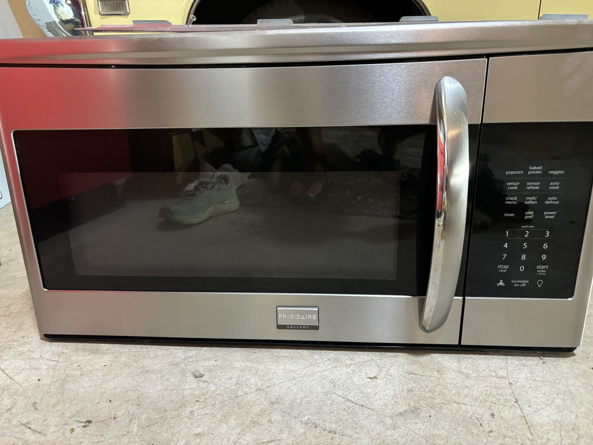 Frigidaire Gallery over the range microwave.