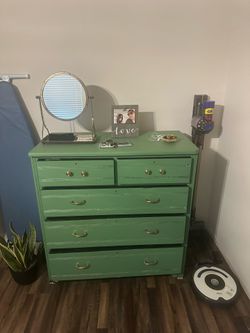 Dresser