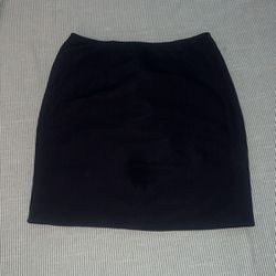 Black Skirt - M