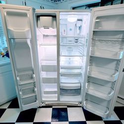 GE Profile Side-by-Side Refrigerator 