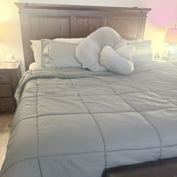 Thick Wood Bed Frame 