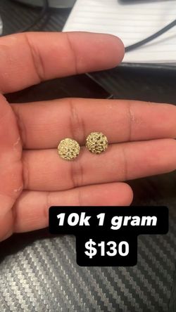 Men’s earrings