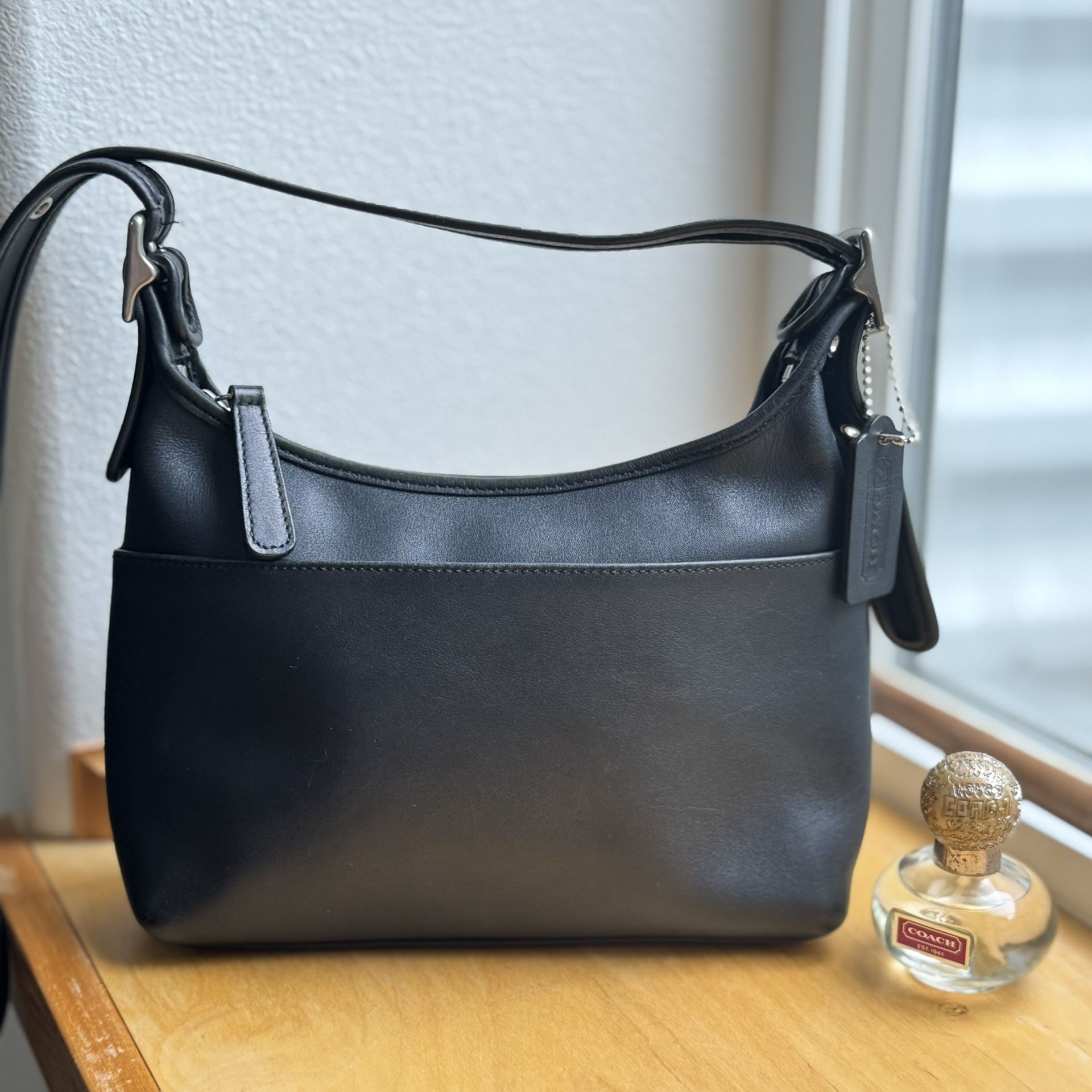 Vintage Coach Legacy #9136