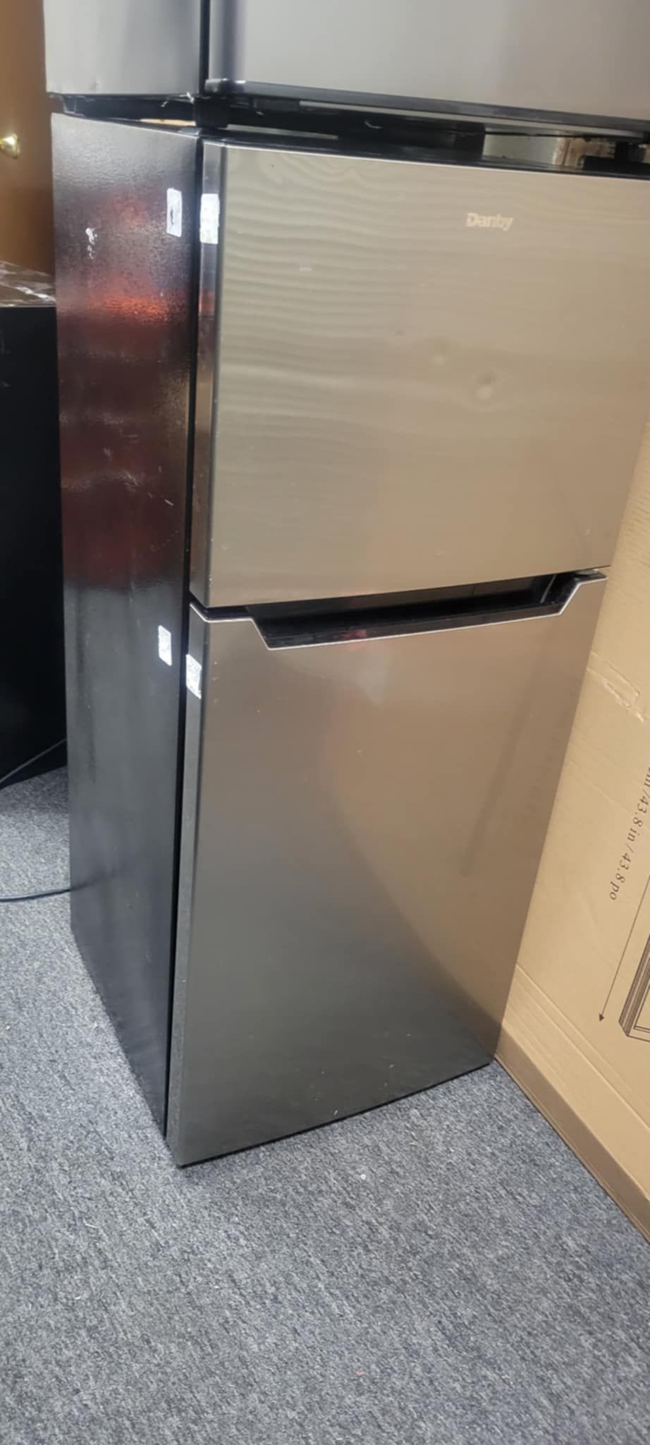 Danby mini refrigerator 