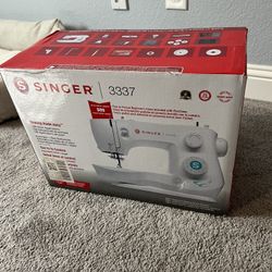 Unopened Singer 3337