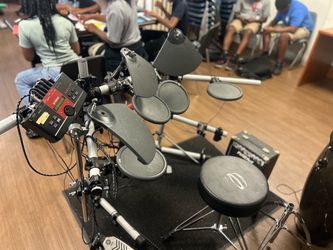 Yamaha Electronic Drum Kit Set (Yamaha DTXPLORER)