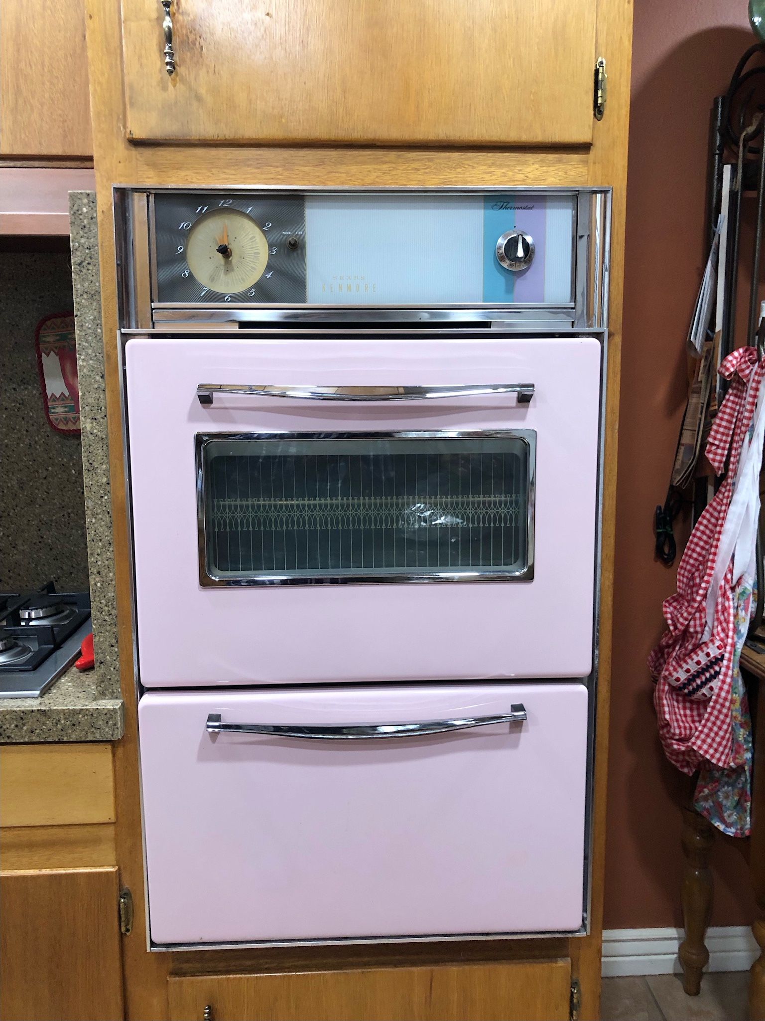 Vintage Pink Kenmore Gas Oven/broiler