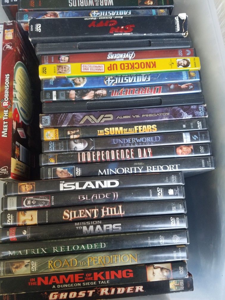 DVD Movies 2 $ Each