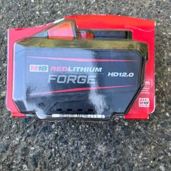 Milwaukee M18 Red Lithium Forge HD12.0