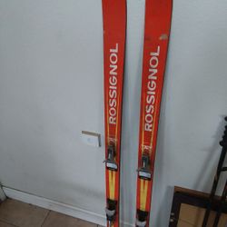 Rossignol skis