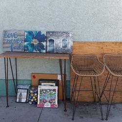 3-Piece Outdoor Patio Bar Set - Rattan Stools & Wood Console Table
