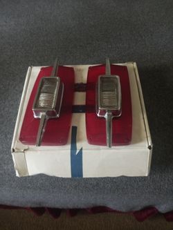 Back Lend Pair 1966 Fairline