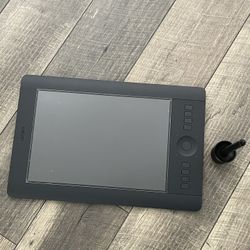 Wacom Designer Drawing Tablet Medium Size
