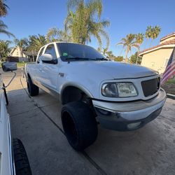2000 Ford F-150 Lariat 