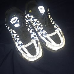 Black And Blue Nike P6000 Size 8 Mens Shoe