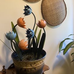 Tulip Metal Tabletop Fountain 