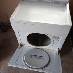 * Kenmore Large Load Gentle Wrinkle Free Dryer **
