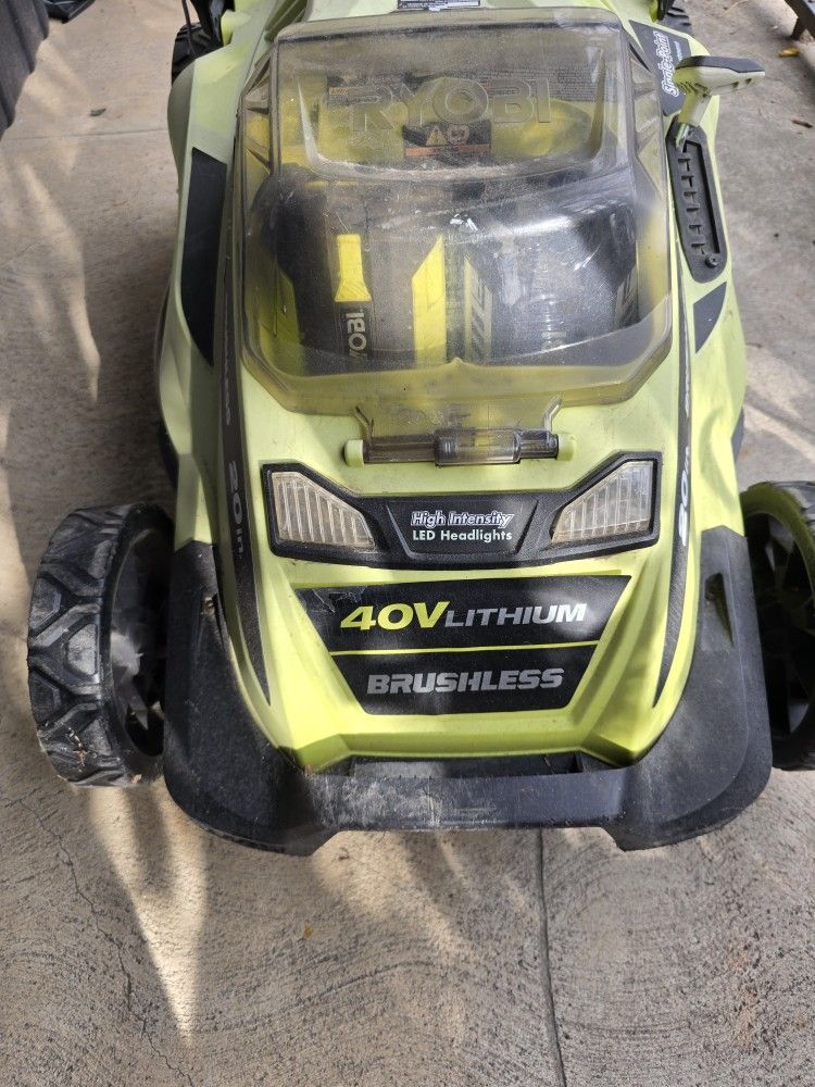 RYOBI 40V BRUSHLESS LAWN MOWER.