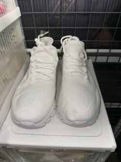 Men's White Knit Sneakers – Size 12 – Brand New