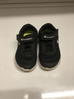 Toddler Size 5 Shoes 