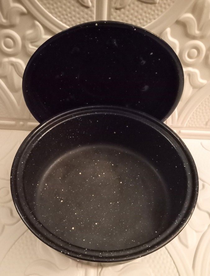 Vintage Blue Speckled Roaster