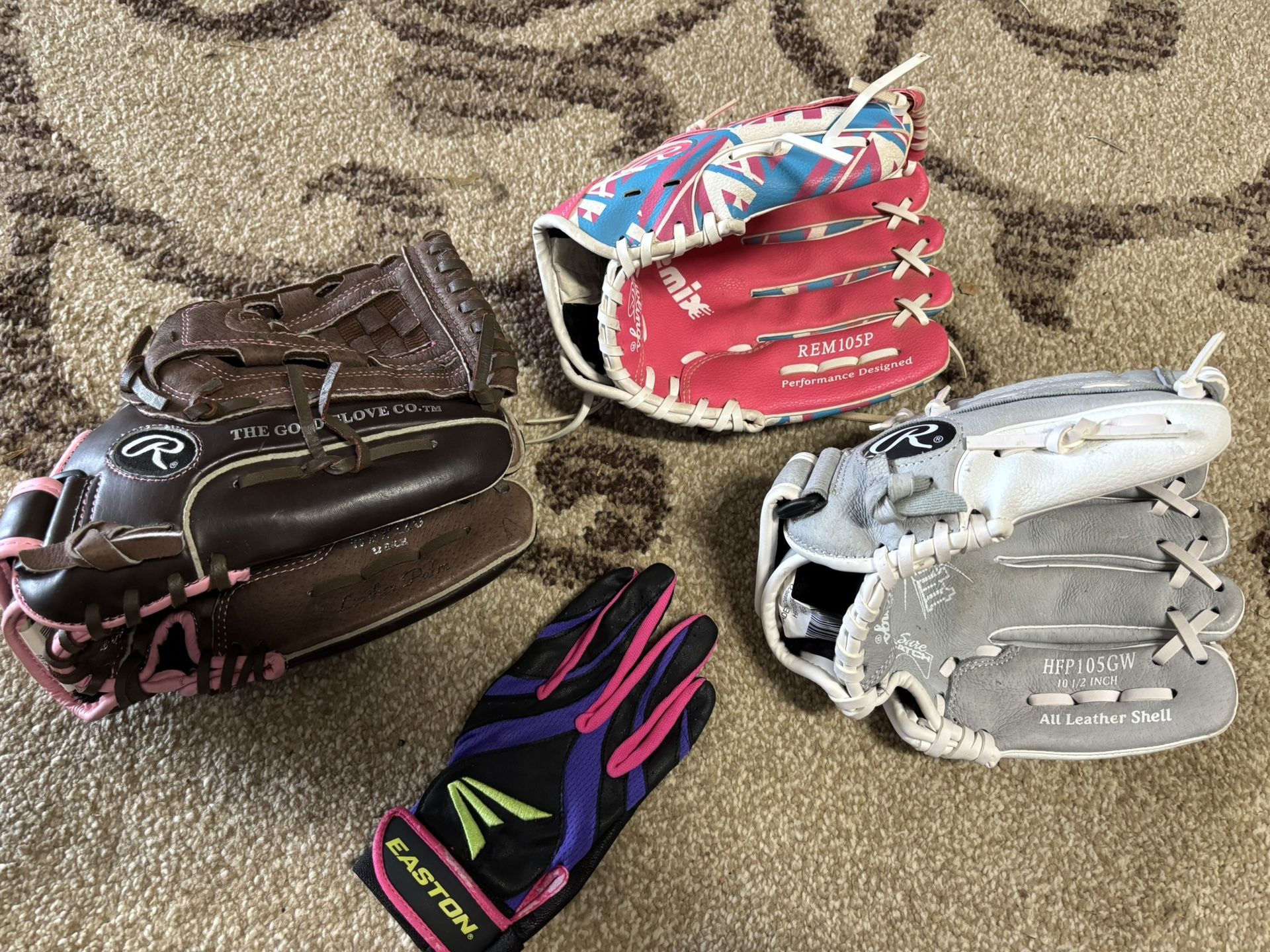 Rawlings Softball Gloves - Easton Batting Glove