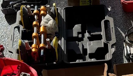quarts installation suction cups