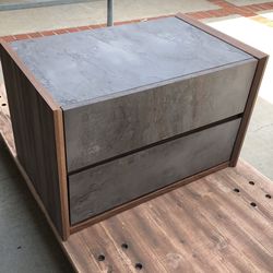RADO NIGHTSTAND