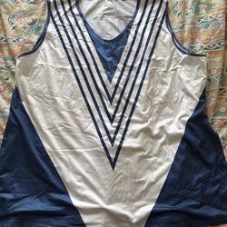 Plus size women’s top/blouse (size 5xl)