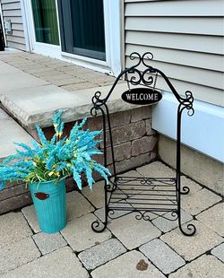 BLACK FOLDABLE WELCOME FLOWER/PLANT STAND